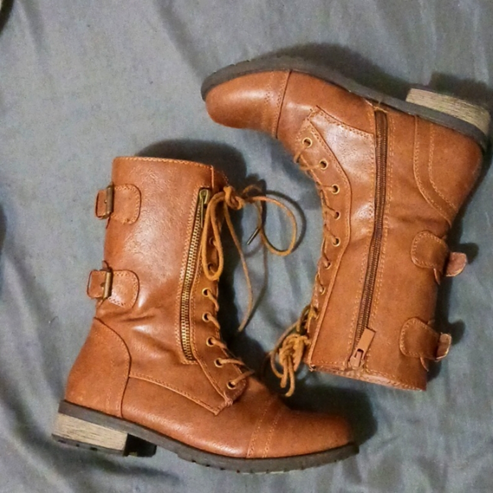 Link brown boots